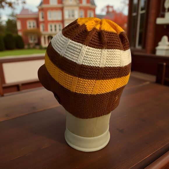 Zephyr MN Golden Gophers Knit Reversable Gopher Mascot Beanie Brim Skull Cap - Picture 6 of 9